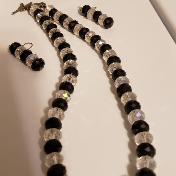 Made by an Artist Jewelry - Crystal Necklace Artison Made